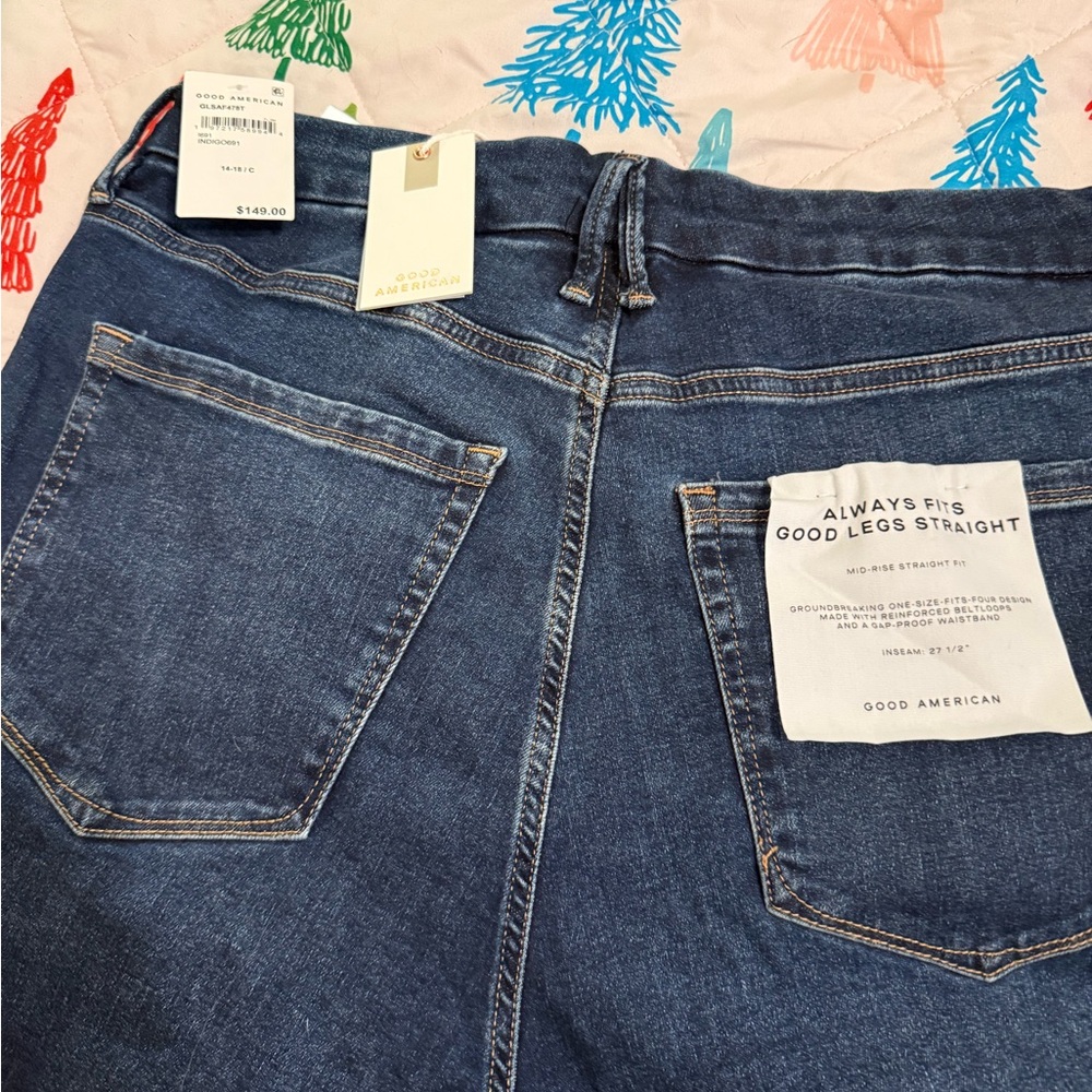 Good American Distressed Blue Boyfriend Jeans - Picture 2 of 5
